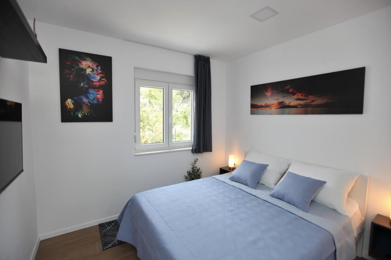 Apartmani Ive Trogir Exterior photo