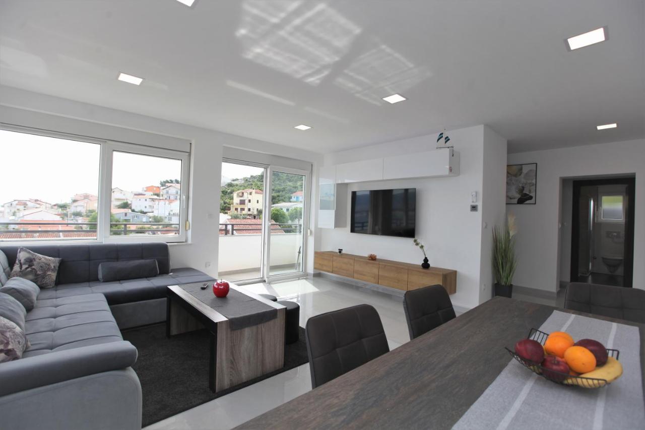 Apartmani Ive Trogir Exterior photo